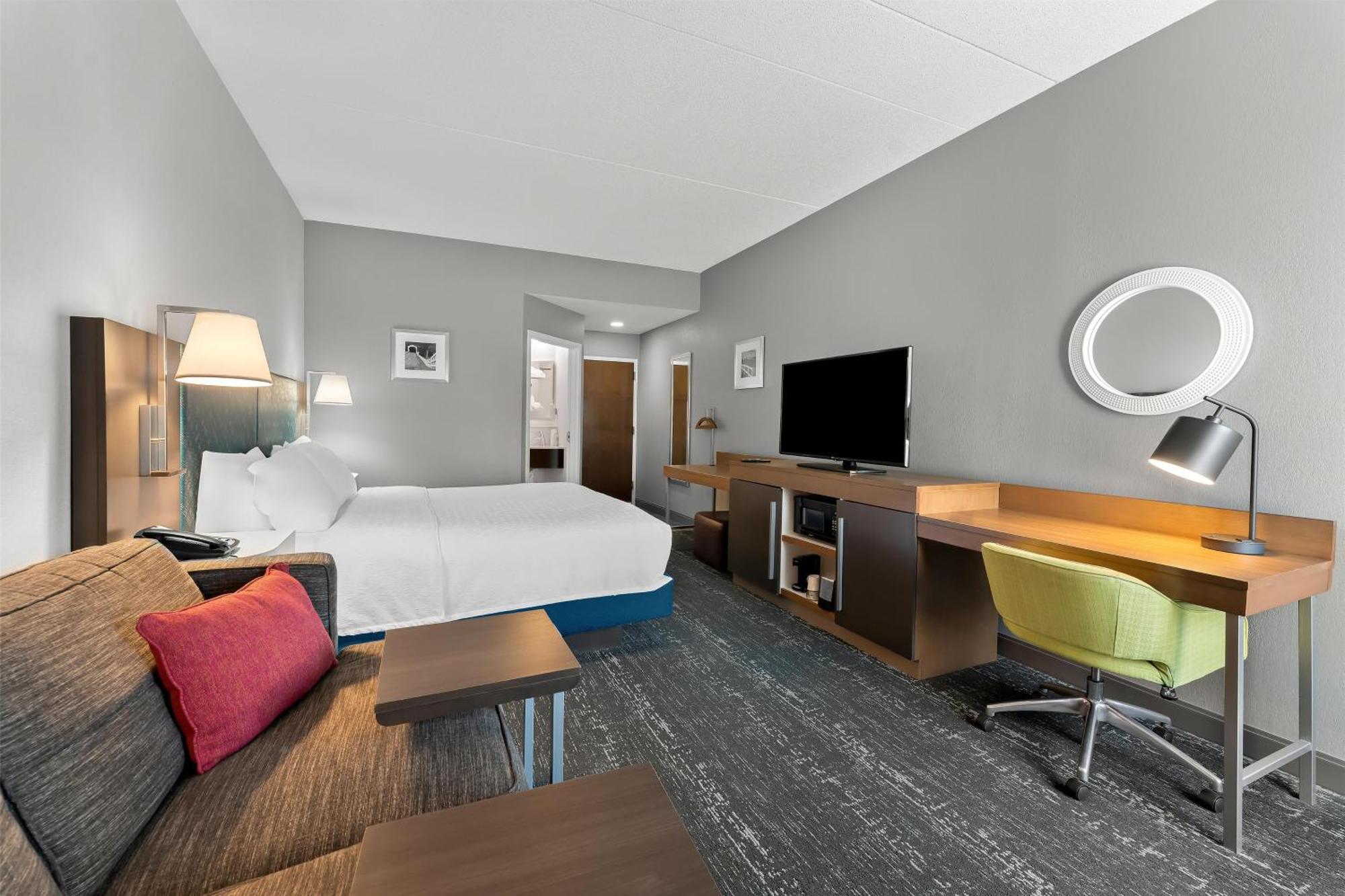 Hampton Inn & Suites Newtown Yardley Exteriör bild